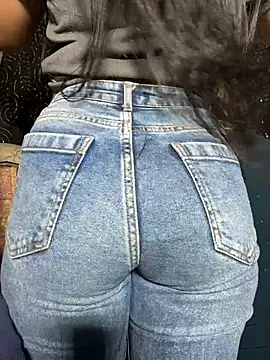 Foto porno Discutii intime cu Miss__Malaika pe KUR.ro