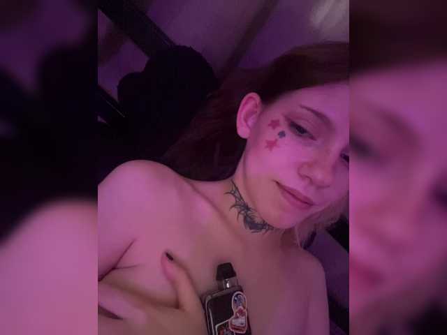 Foto porno Fantezii cu Molly- pe BongaCams pe KUR.ro