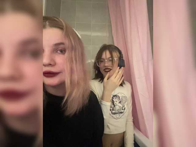 Foto porno Ce sexy este Molly-and-Ewa pe KUR.ro