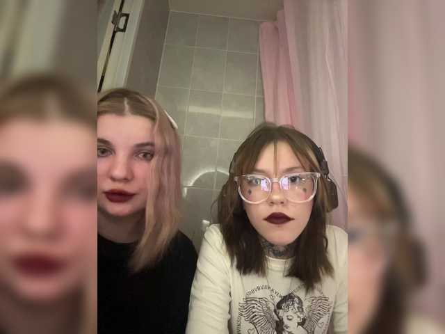 Foto porno Ce sexy este Molly-and-Ewa pe KUR.ro