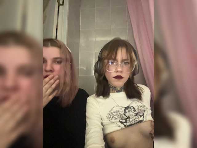 Foto porno Ce sexy este Molly-and-Ewa pe KUR.ro