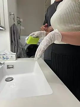 Foto porno Nebunii pe chat marca Mr_Genghis_Khan pe KUR.ro