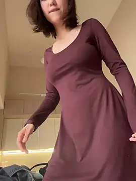 Foto porno Nebunii pe chat marca Musae pe KUR.ro