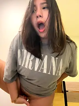 Foto porno NamiNae vrea sex pe StripChat pe KUR.ro