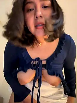 Foto porno Fantezii cu NamiNae pe StripChat pe KUR.ro