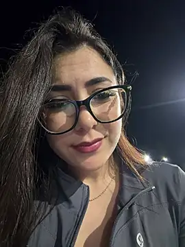 Foto porno Natha_Fantasy descoperita pe video chat pe KUR.ro