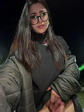 Foto porno Natha_Fantasy descoperita pe video chat pe KUR.ro
