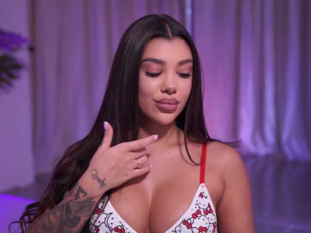 Foto porno Sex online cu NatyDesiree pe KUR.ro