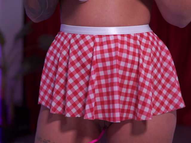 Foto porno Sex online cu NatyDesiree pe KUR.ro