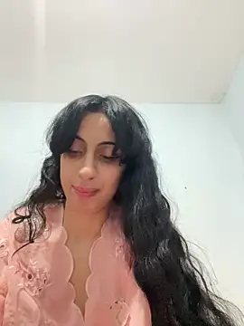 Foto porno Discutii intime cu Noura69 pe KUR.ro