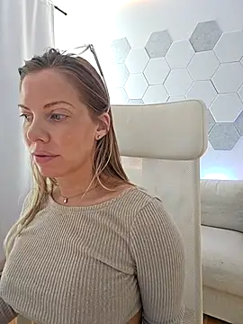 Foto porno Ce sexy este Nova-Lee pe KUR.ro