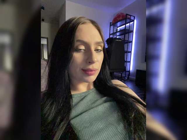 Foto porno PARTYNEXTNEXT se dezbraca la web pe BongaCams pe KUR.ro