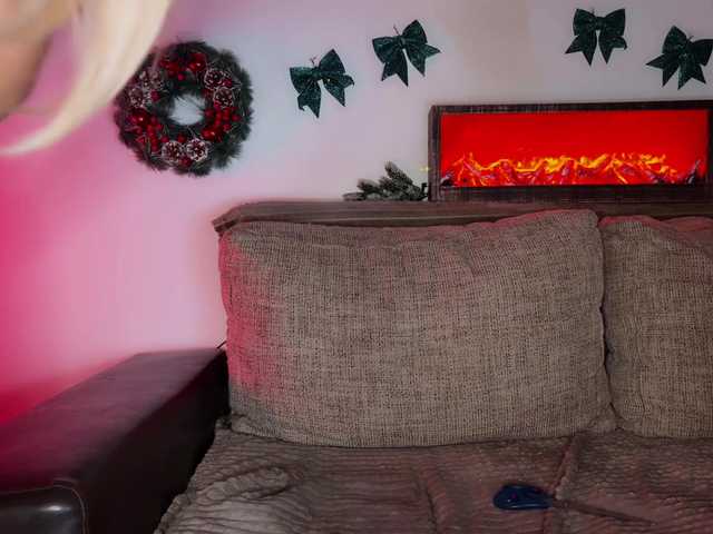 Foto porno PinkFoxya descoperita pe video chat pe KUR.ro