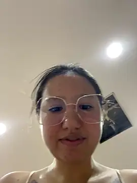 Foto porno Nebunii pe chat marca Pinkie_Princes pe KUR.ro