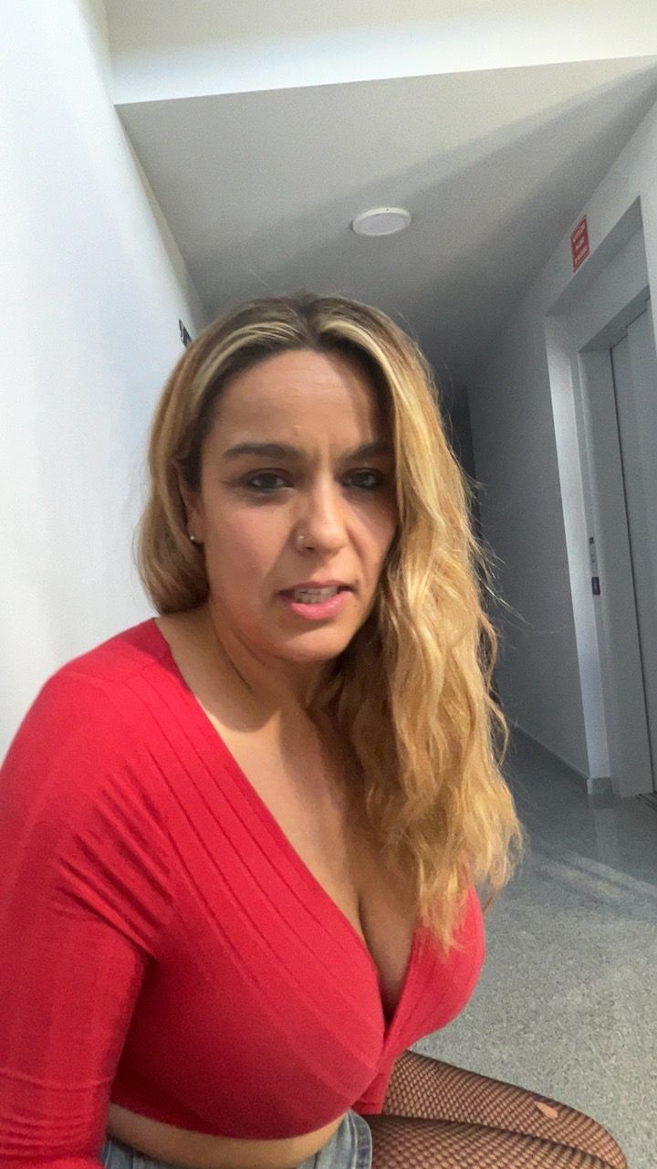 Foto porno Pornite69 se dezbraca la web pe Amateur.TV pe KUR.ro