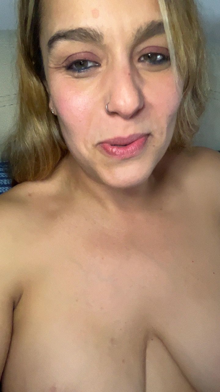 Foto porno Pornite69 vrea sex pe Amateur.TV pe KUR.ro