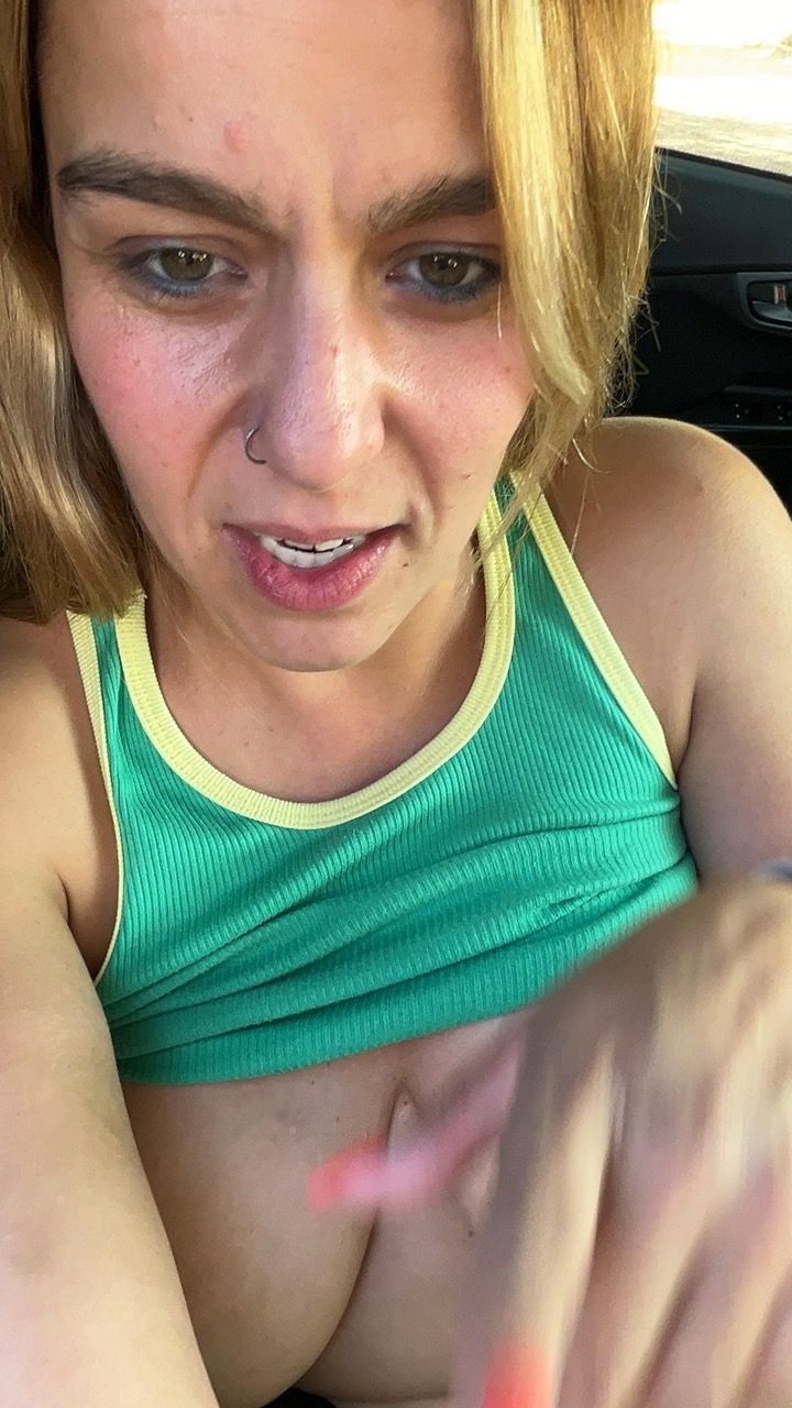 Foto porno Pornite69 se dezbraca la web pe Amateur.TV pe KUR.ro