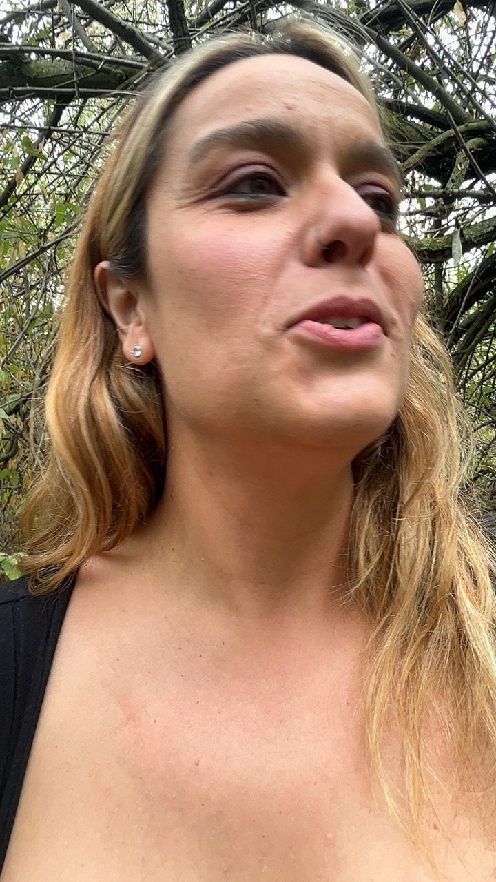 Poza Erotica #1289292 - Dimensiune completa