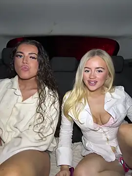 Foto porno PrincessMegUK descoperita pe video chat pe KUR.ro