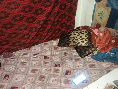 Real18sis_sex_sis ne arata tot la camera