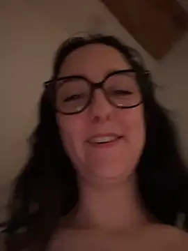 Foto porno Sex online cu RealJuliette pe KUR.ro