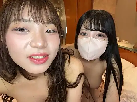 Foto porno Nebunii pe chat marca Riri__oo pe KUR.ro