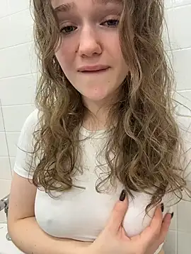Foto porno Fantezii cu RussianWoman pe StripChat pe KUR.ro