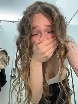 Foto porno Fantezii cu RussianWoman pe StripChat pe KUR.ro
