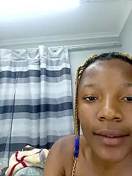 Sex online cu SHANTYBABE