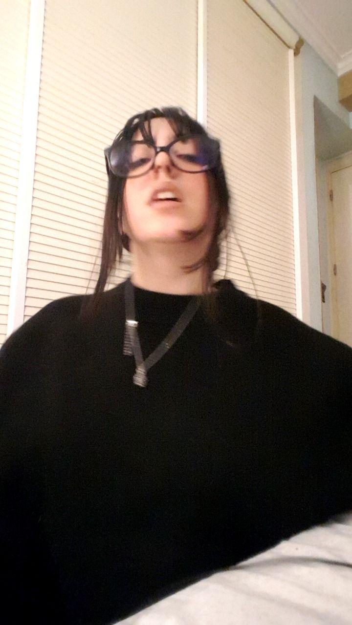 Album foto porno Ce sexy este Sagira