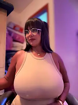 Album foto porno Saorii_kiido descoperita pe video chat