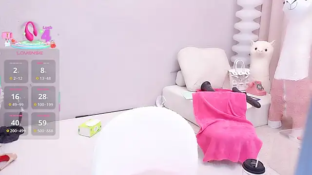 Foto porno Ganduri murdare cu Selenaaaaa- pe KUR.ro