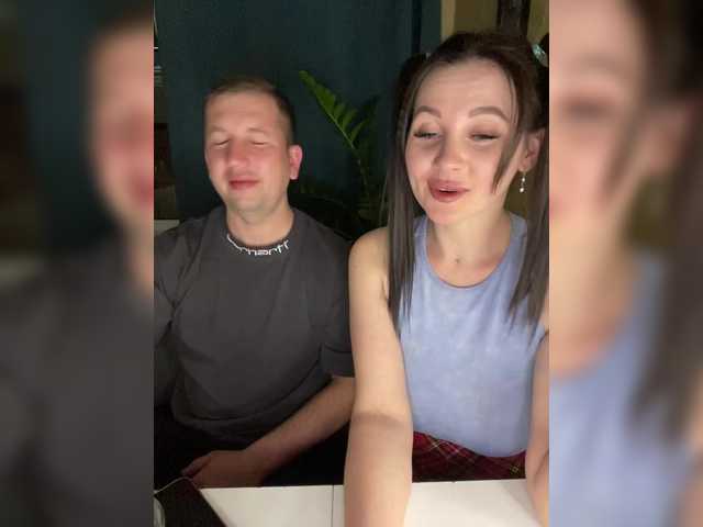Foto porno Sex online cu SladenkieVmeste pe KUR.ro