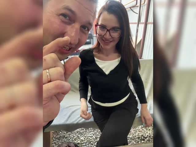 Foto porno Sex online cu SladenkieVmeste pe KUR.ro