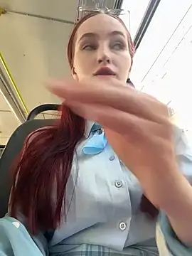 Foto porno Nebunii pe chat marca SnappyHappy pe KUR.ro