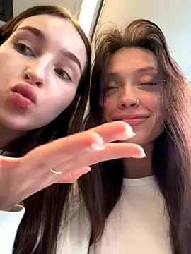 Foto porno Discutii intime cu SnappyHappy pe KUR.ro