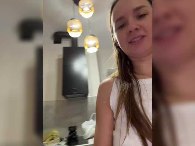 Foto porno Sonya699 se dezbraca la web pe BongaCams pe KUR.ro