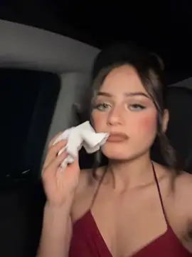 Foto porno SophiaXJohn descoperita pe video chat pe KUR.ro