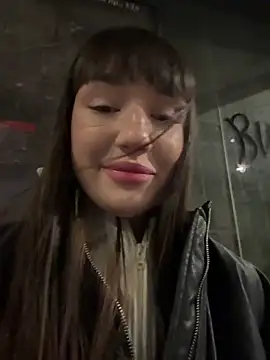 Foto porno Ganduri murdare cu Sophie_Avory pe KUR.ro