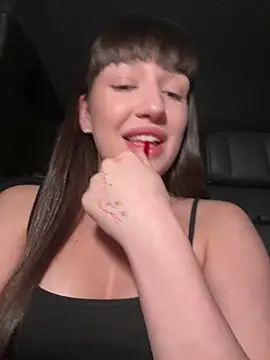 Foto porno Ganduri murdare cu Sophie_Avory pe KUR.ro