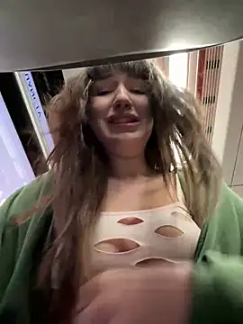 Foto porno Ganduri murdare cu Sophie_Avory pe KUR.ro