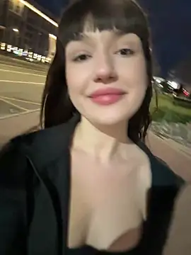Foto porno Ganduri murdare cu Sophie_Avory pe KUR.ro