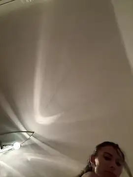 Foto porno Fantezii cu SophiiaStarr pe StripChat pe KUR.ro