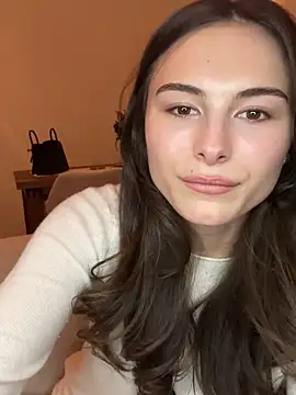 Foto porno Fantezii cu SophiiaStarr pe StripChat pe KUR.ro