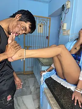Foto porno Ce sexy este Sweet-priyaa pe KUR.ro