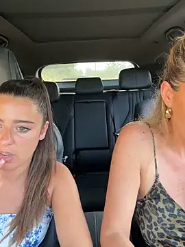 Foto porno Ganduri murdare cu SweetAlegra_ pe KUR.ro
