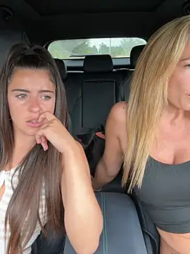 Foto porno Ganduri murdare cu SweetAlegra_ pe KUR.ro