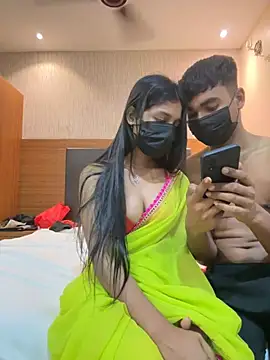 Foto porno Nebunii pe chat marca Swetieeeee pe KUR.ro