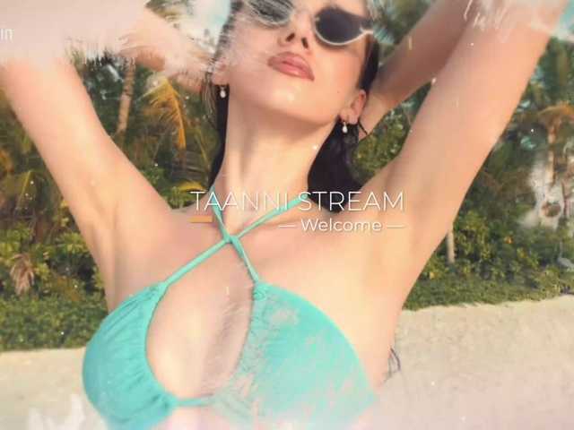 Foto porno Taanni ne arata tot la camera pe KUR.ro