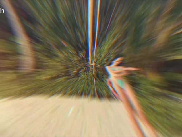 Foto porno Taanni ne arata tot la camera pe KUR.ro